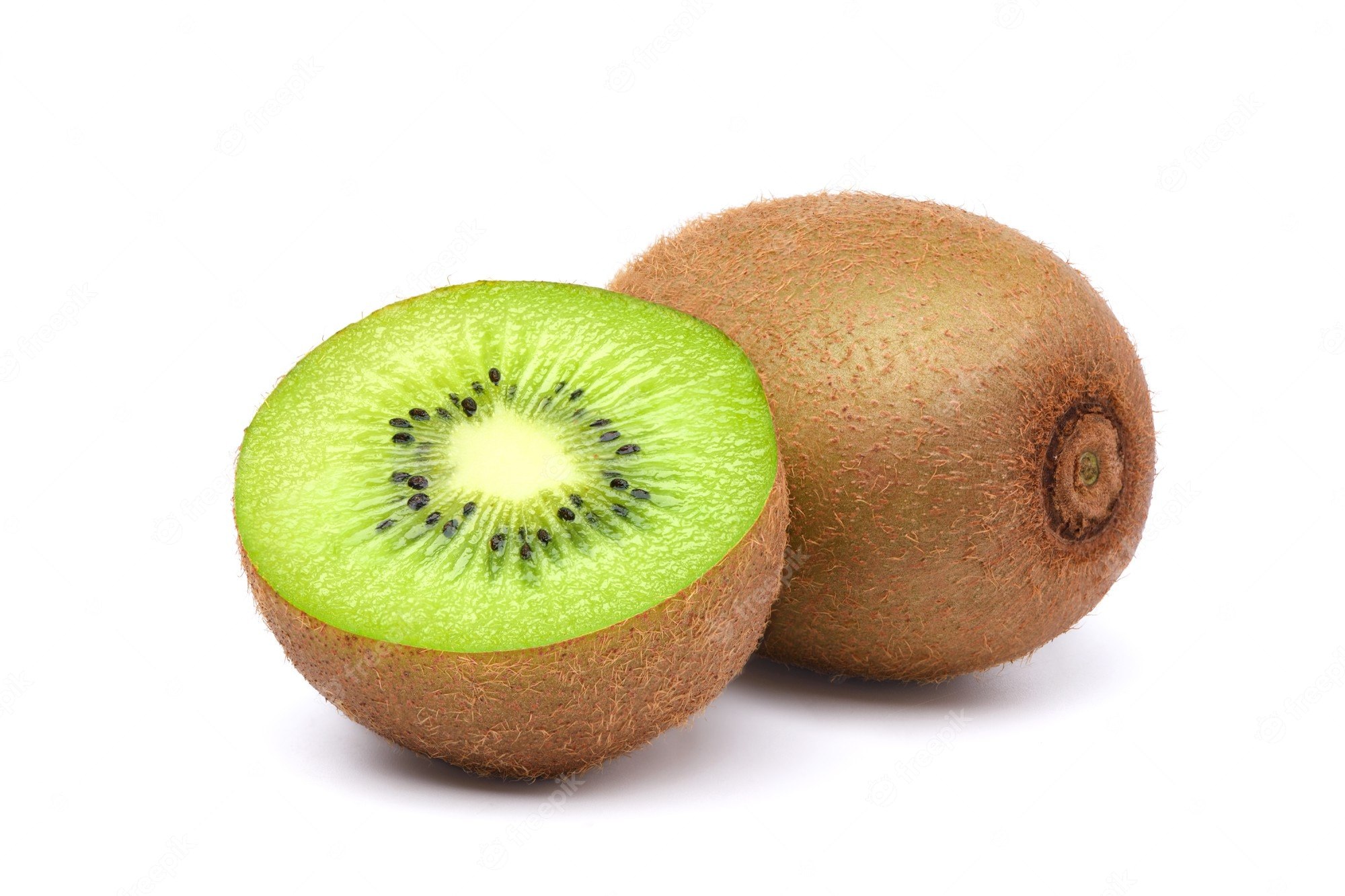 Owoc Kiwi Z Przeciętą Na Pół Na Białym Tle. | Zdjęcie Premium